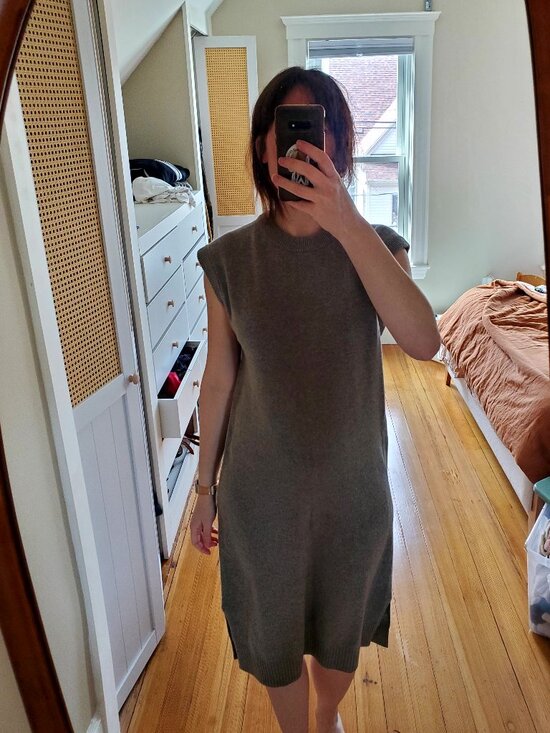 Uniqlo Lambswool Dress - Picture 6 of 11